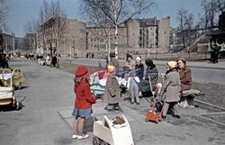 Życie codzienne w PRL do lat 70.