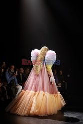 Pokazy mody Haute Couture - lato 2019