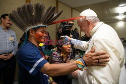 Papież Franciszek spotkał się z Indianami z Amazonii