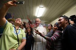 Papież Franciszek spotkał się z Indianami z Amazonii