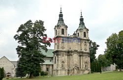 Architektura i sztuka sakralna w Polsce Monk