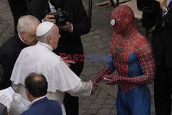 Papież Franciszek spotkał się ze Spider-Manem