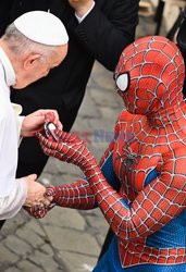 Papież Franciszek spotkał się ze Spider-Manem