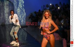 Pokazy Miami Swim Week 2021