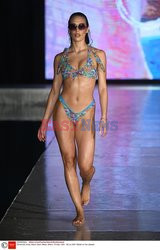 Pokazy Miami Swim Week 2021