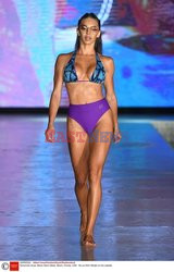 Pokazy Miami Swim Week 2021