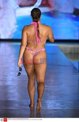 Pokazy Miami Swim Week 2021