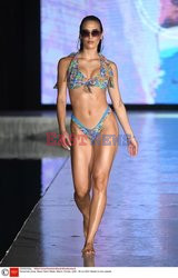 Pokazy Miami Swim Week 2021