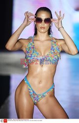 Pokazy Miami Swim Week 2021