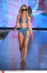 Pokazy Miami Swim Week 2021