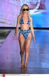 Pokazy Miami Swim Week 2021