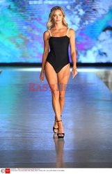 Pokazy Miami Swim Week 2021