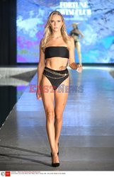 Pokazy Miami Swim Week 2021