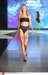 Pokazy Miami Swim Week 2021