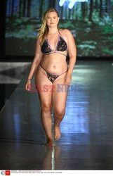 Pokazy Miami Swim Week 2021