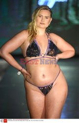 Pokazy Miami Swim Week 2021