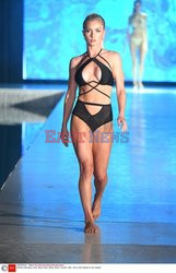 Pokazy Miami Swim Week 2021