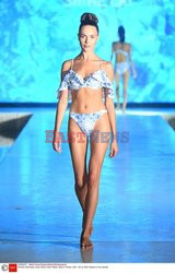 Pokazy Miami Swim Week 2021