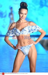 Pokazy Miami Swim Week 2021