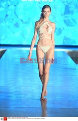 Pokazy Miami Swim Week 2021