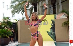 Pokazy Miami Swim Week 2021