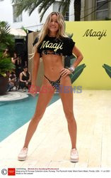 Pokazy Miami Swim Week 2021