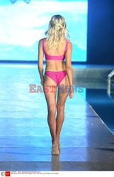 Pokazy Miami Swim Week 2021