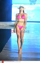 Pokazy Miami Swim Week 2021