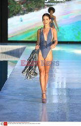 Pokazy Miami Swim Week 2021