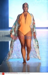 Pokazy Miami Swim Week 2021