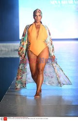 Pokazy Miami Swim Week 2021