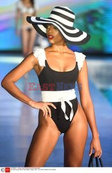 Pokazy Miami Swim Week 2021