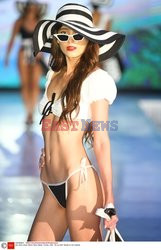 Pokazy Miami Swim Week 2021