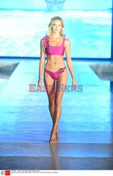 Pokazy Miami Swim Week 2021