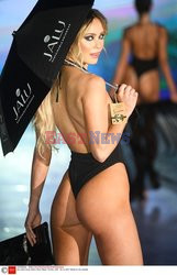 Pokazy Miami Swim Week 2021