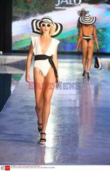 Pokazy Miami Swim Week 2021