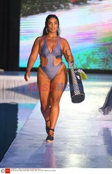 Pokazy Miami Swim Week 2021