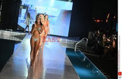 Pokazy Miami Swim Week 2021