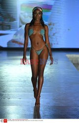 Pokazy Miami Swim Week 2021