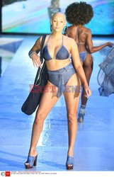 Pokazy Miami Swim Week 2021