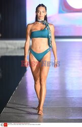 Pokazy Miami Swim Week 2021