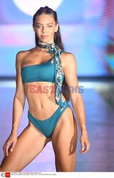 Pokazy Miami Swim Week 2021