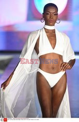 Pokazy Miami Swim Week 2021