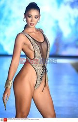 Pokazy Miami Swim Week 2021