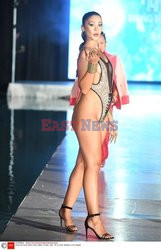 Pokazy Miami Swim Week 2021