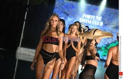 Pokazy Miami Swim Week 2021