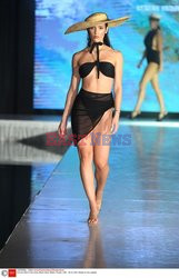 Pokazy Miami Swim Week 2021