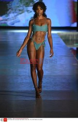 Pokazy Miami Swim Week 2021