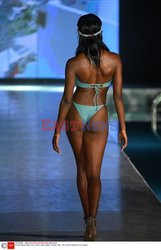 Pokazy Miami Swim Week 2021