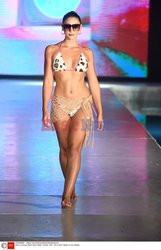 Pokazy Miami Swim Week 2021